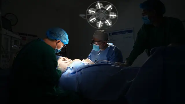 Thiết bị y khoa hiện đại tại phòng mổ RASA